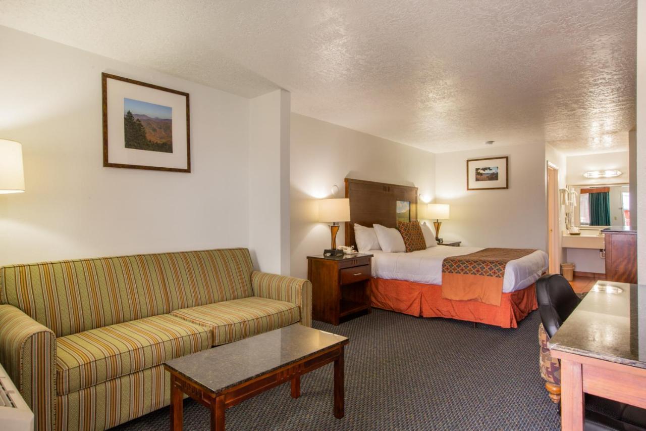 Sandia Peak Inn Old Town Abq, A Howard Johnson By Wyndham Albuquerque Exterior foto